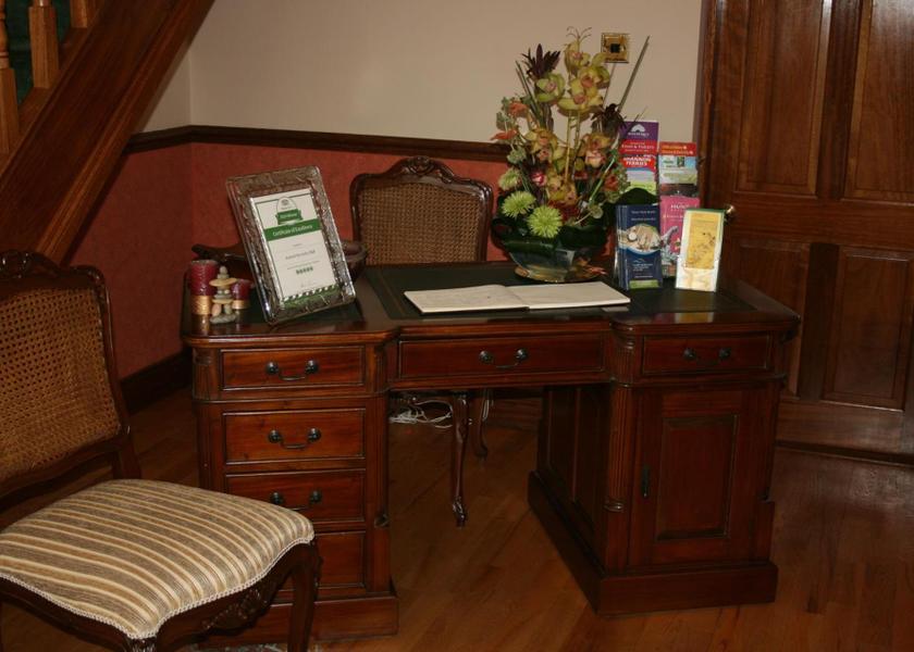 Clare (county) Shannon facilities