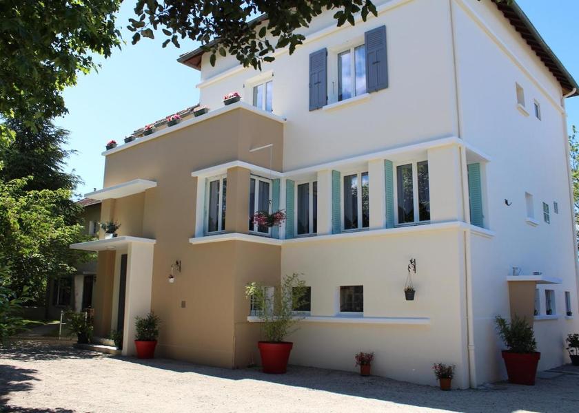 exterior view