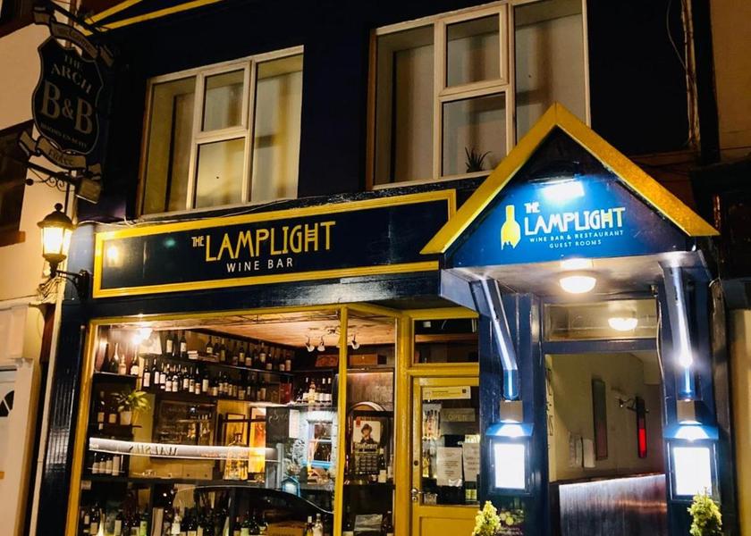 Galway (county) Clifden exterior view