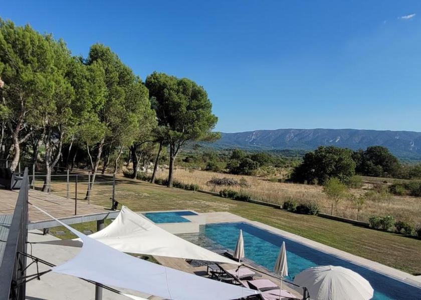 Provence - Alpes - Cote d'Azur Cabrieres-d'Avignon swimming pool