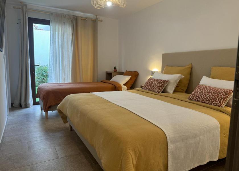 Corsica Grosseto-Prugna Double Room with Private Bathroom