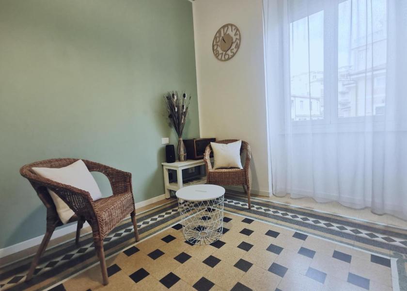 shared lounge/tv area