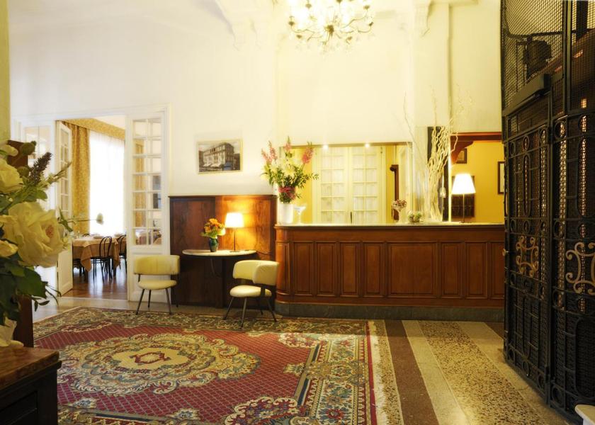 Liguria Alassio lobby