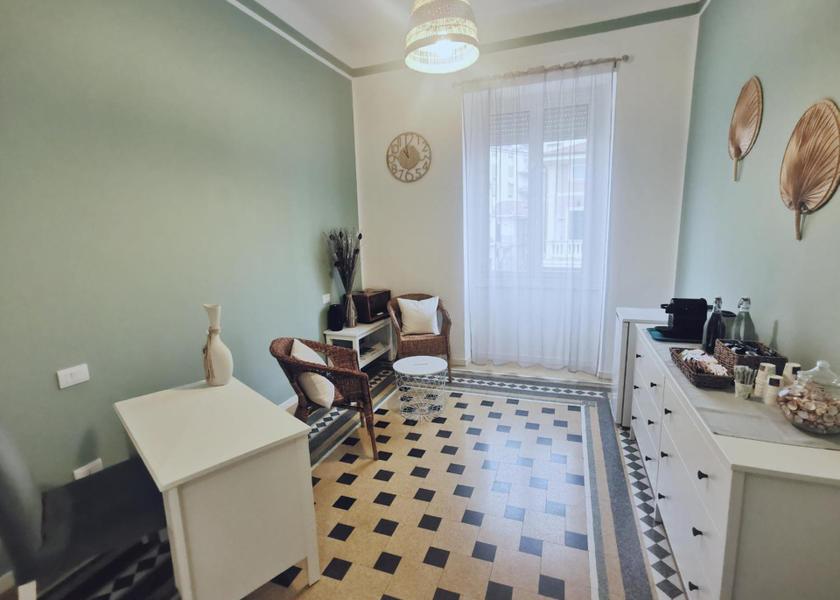 Liguria Alassio shared lounge/tv area