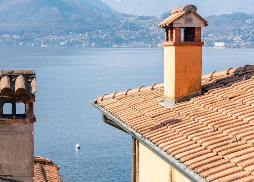 Lombardy Varenna surrounding environment