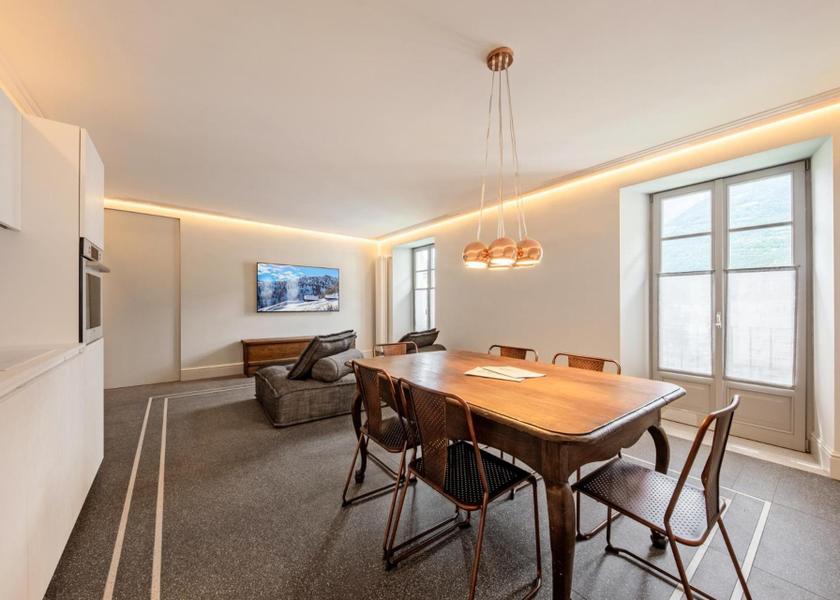 Valle d'Aosta Aosta facilities