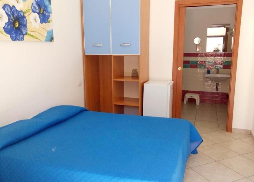 Calabria Diamante King Room - Disability Access