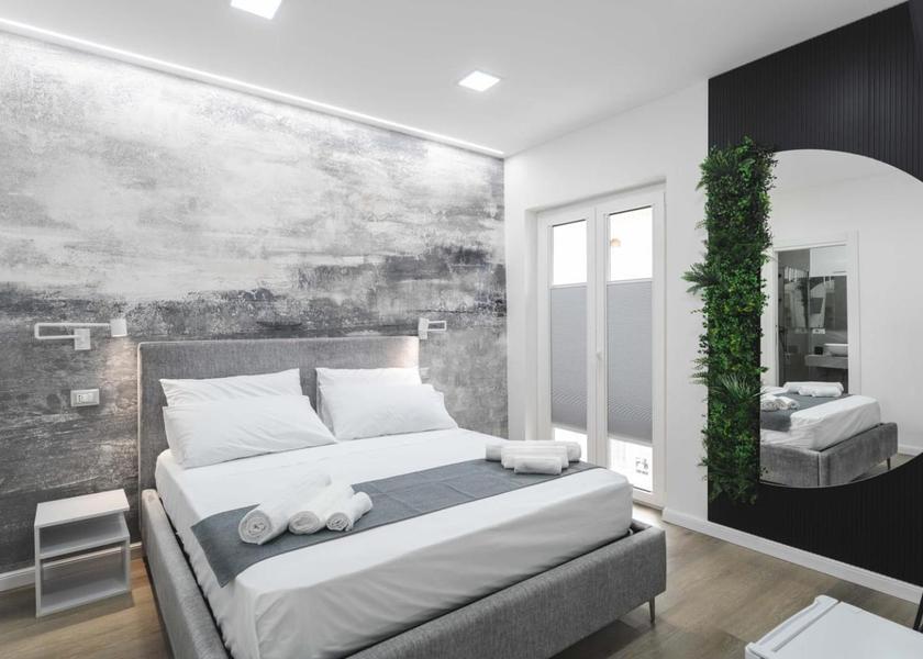 Calabria Diamante Double Room with Private Bathroom