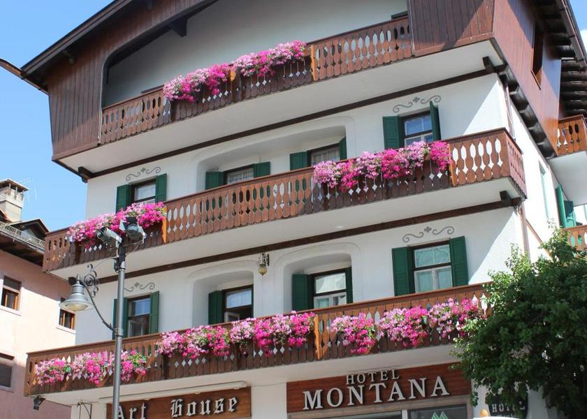 Veneto Cortina d'Ampezzo exterior view