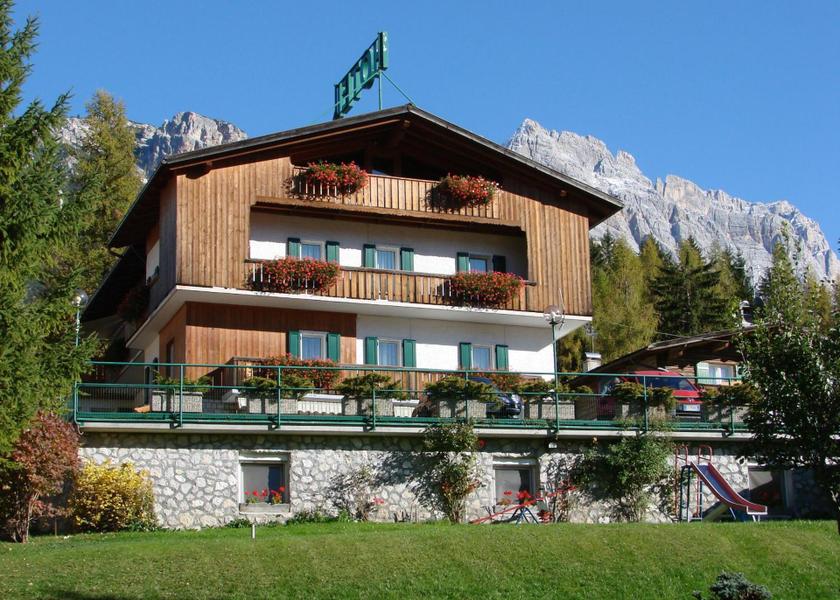 Veneto Cortina d'Ampezzo exterior view