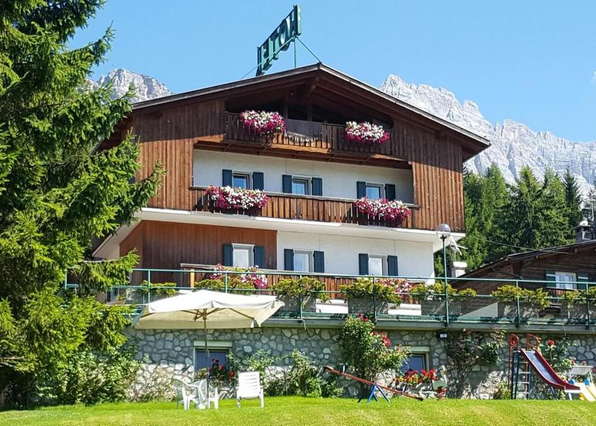 Veneto Cortina d'Ampezzo exterior view