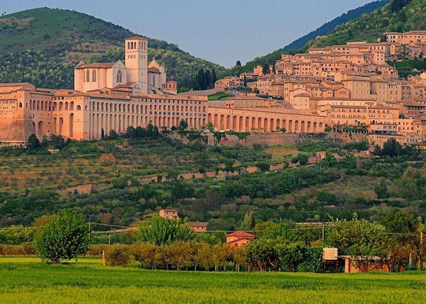 Umbria Deruta nearby attraction