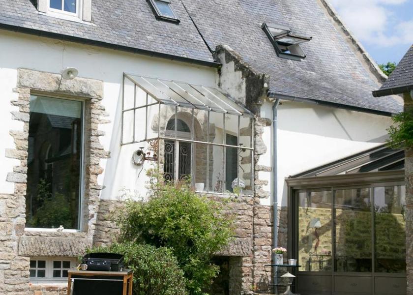 Brittany Grand-Champ exterior view