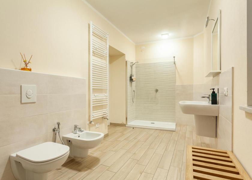 Lombardy Somma Lombardo Double Room with Private Bathroom