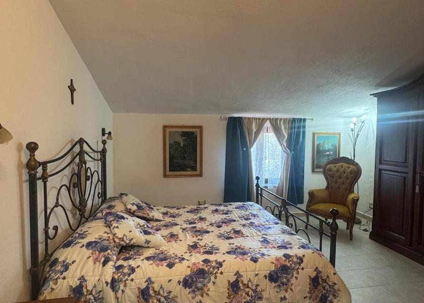 Sardinia Abbasanta Double Room with Private Bathroom