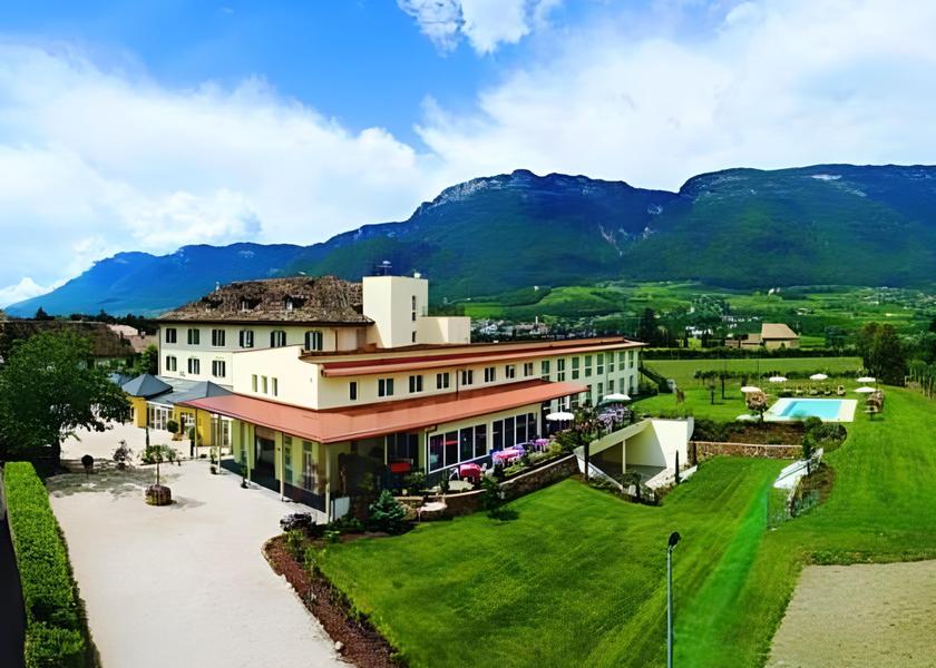 exterior view