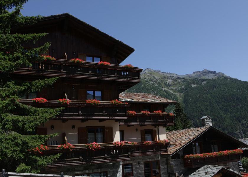 Valle d'Aosta Ayas entrance
