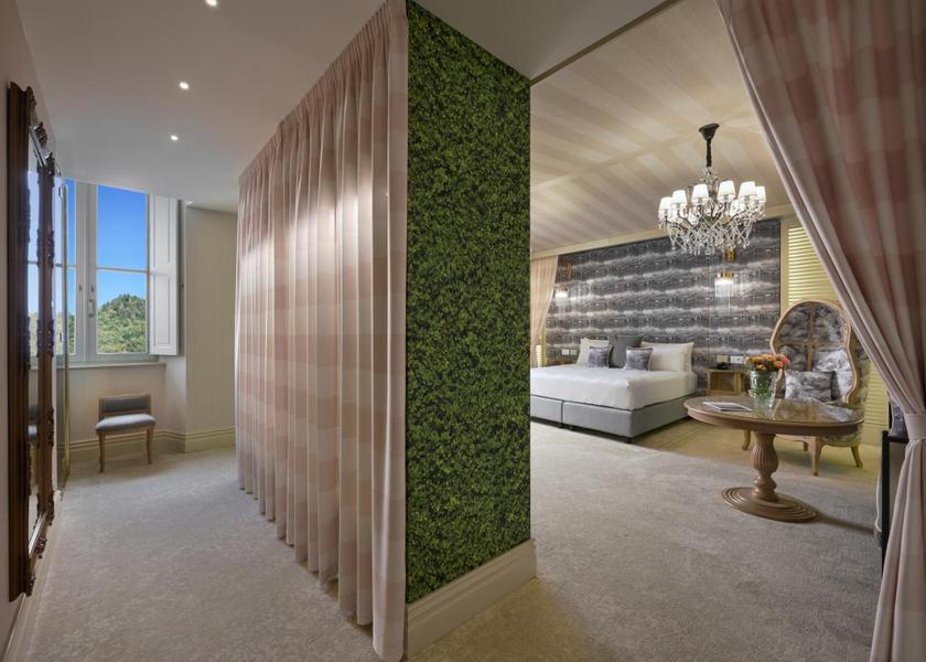 Lombardy Brunate Public Areas