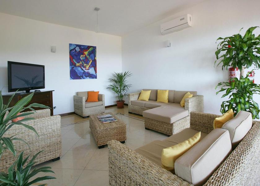 Sardinia Budoni shared lounge/tv area
