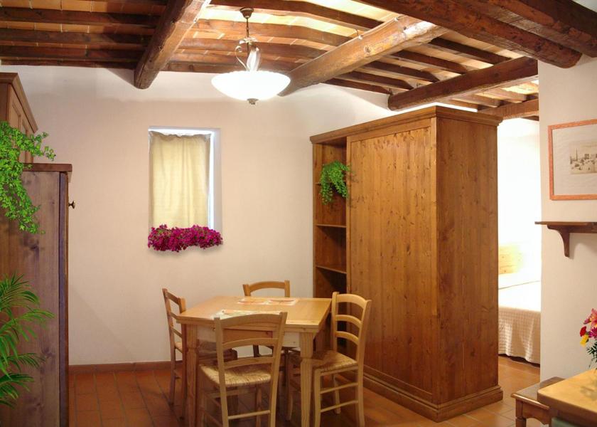 Tuscany Castel del Piano facilities