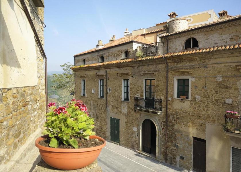 Campania Castellabate exterior view