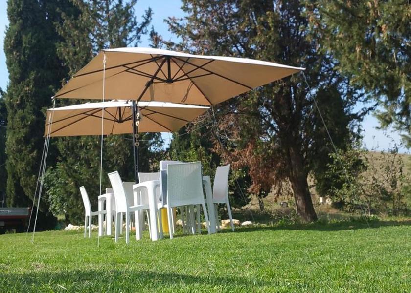 Tuscany Castellina Marittima garden