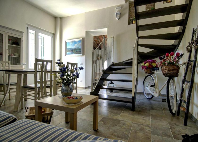 Tuscany Castellina Marittima bar/lounge