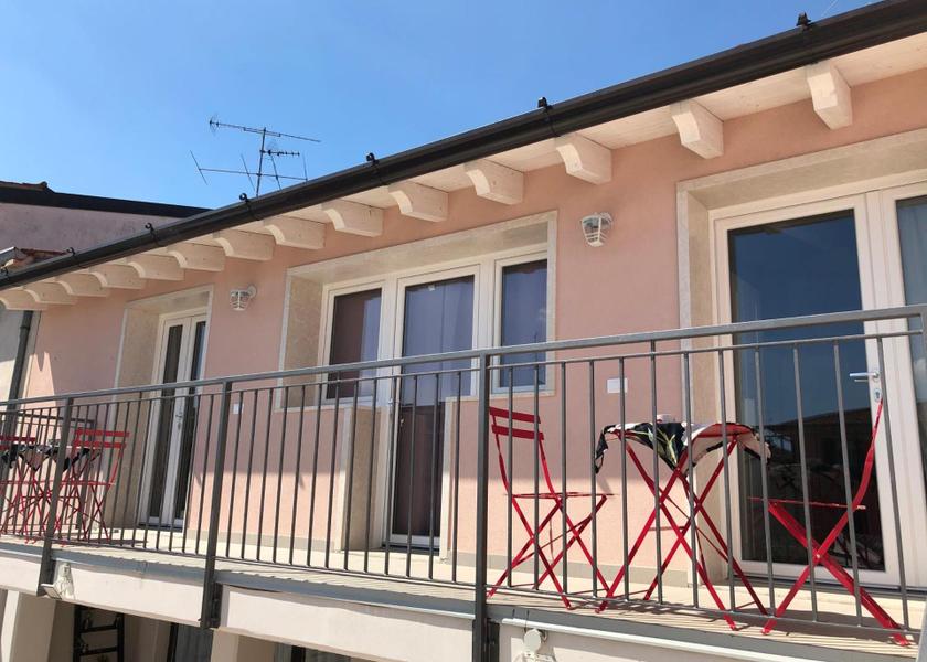 Veneto Castelnuovo del Garda view