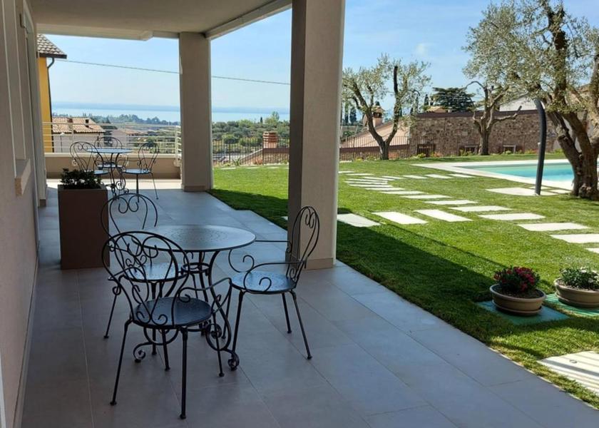 Veneto Cavaion Veronese swimming pool