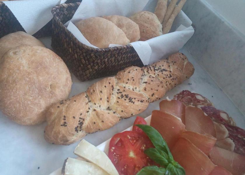 Tuscany Castiglion Fiorentino food and beverages