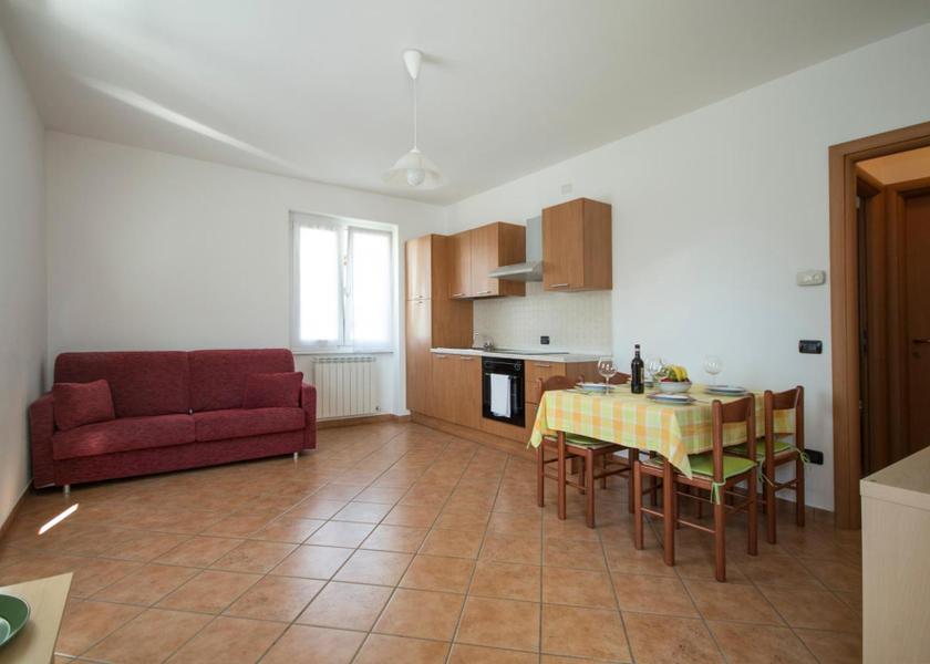 Lombardy Domaso kitchen