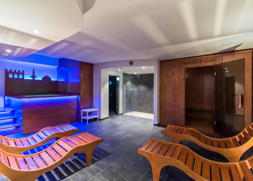 Lombardy Domaso sauna