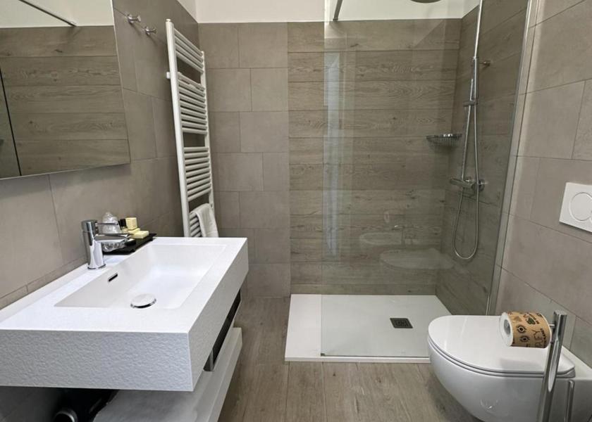 Lombardy Domaso Double Room with Lake View