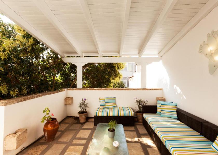 balcony/terrace