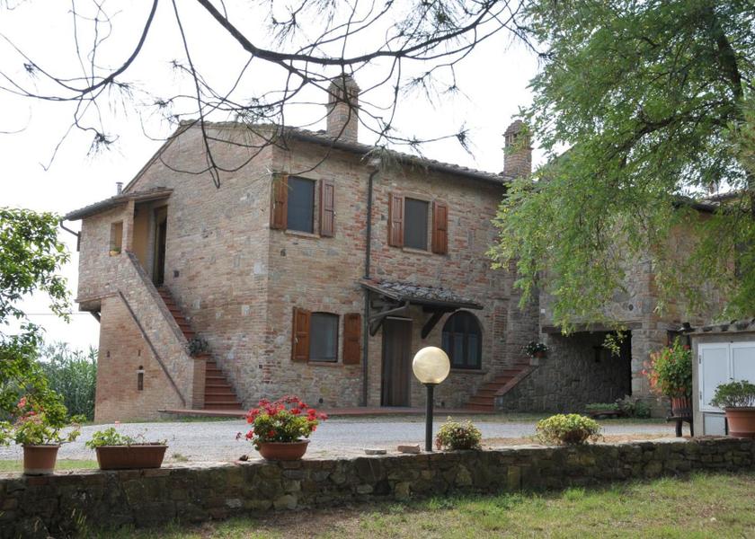 Tuscany Gambassi Terme entrance