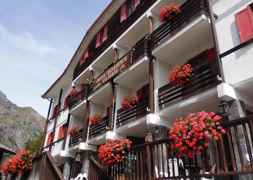 Valle d'Aosta Gressoney-La-Trinite exterior view