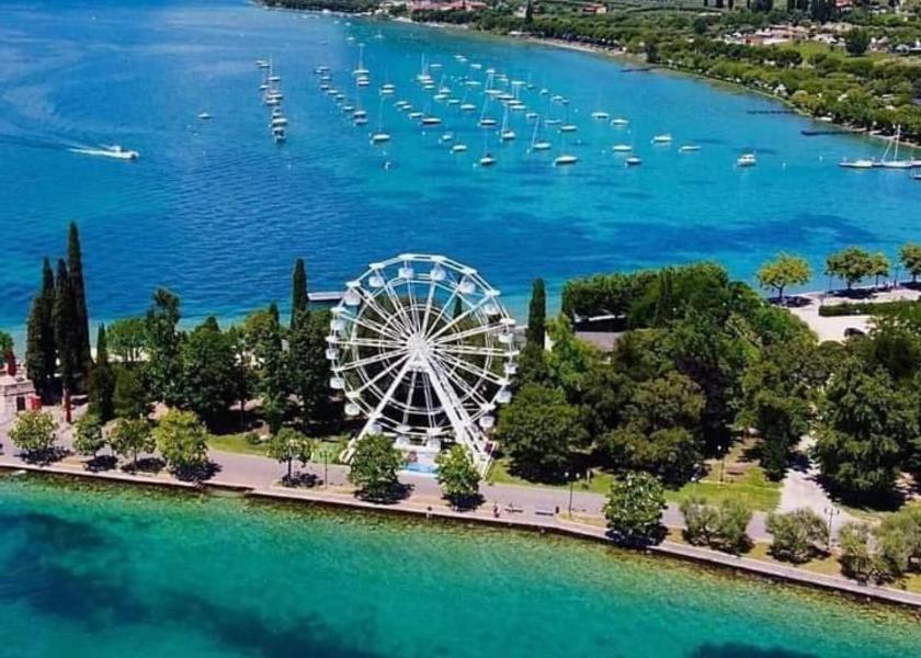 Veneto Lazise surrounding environment