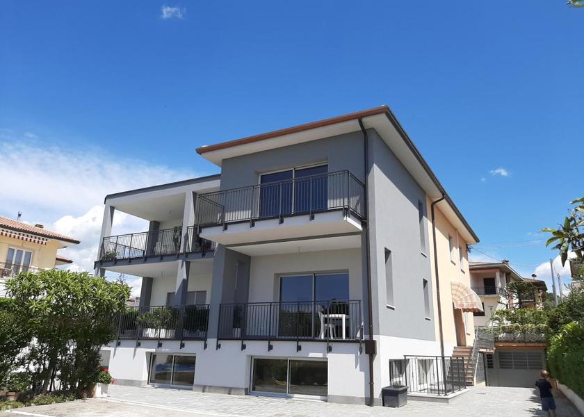 Veneto Lazise entrance