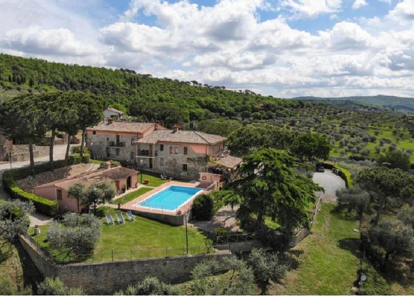 Umbria Magione exterior view