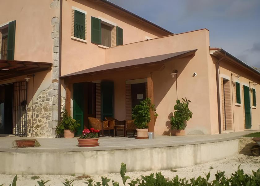 Tuscany Manciano exterior view