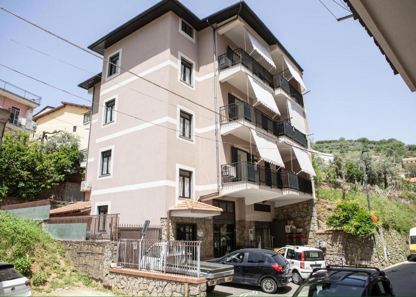 Campania Pimonte exterior view