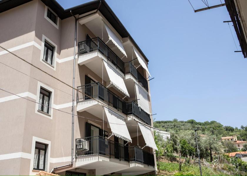 Campania Pimonte exterior view