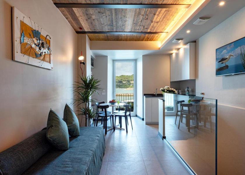 Liguria Portovenere facilities