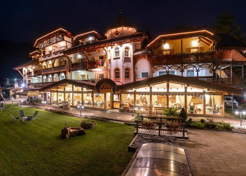 Trentino-Alto Adige San Giovanni di Fassa exterior view