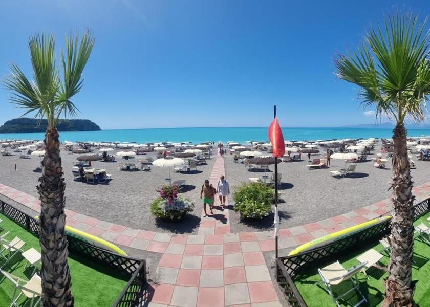 Calabria Praia a Mare beach