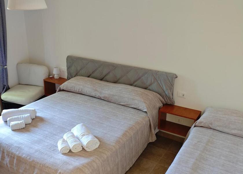 Puglia Pulsano Triple Room