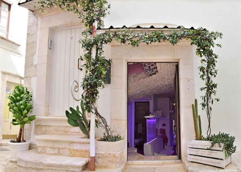 Puglia Putignano exterior view