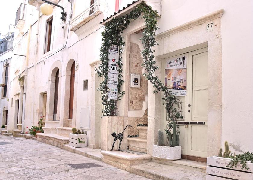 Puglia Putignano exterior view