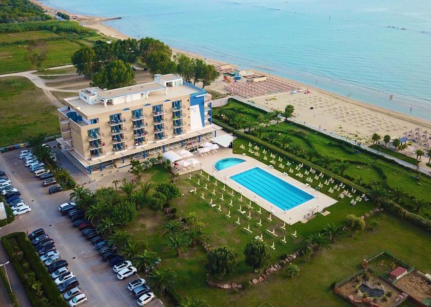 Abruzzo Roseto degli Abruzzi surrounding environment