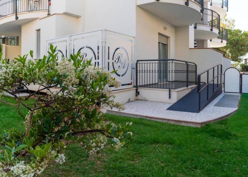 Abruzzo Roseto degli Abruzzi garden